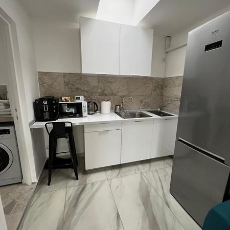 Luxus Cluj Airport Apartments Eksteriør bilde