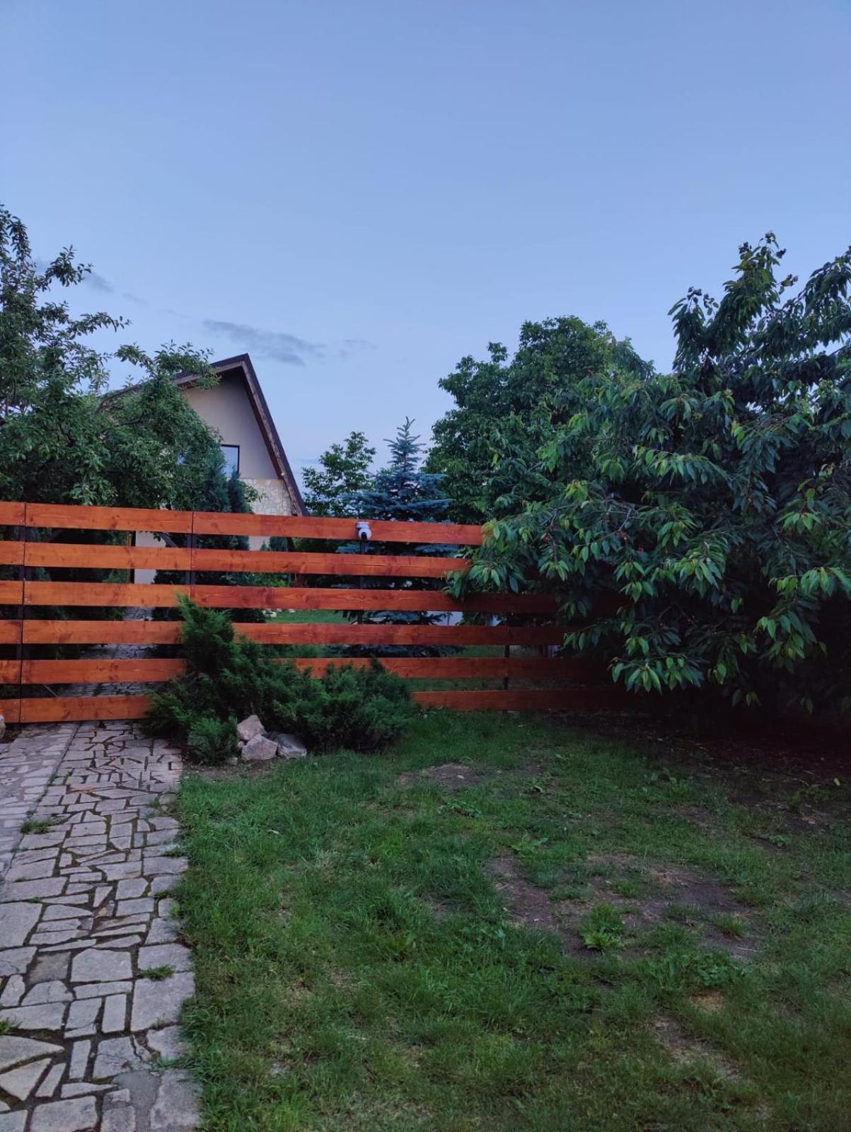 Luxus Cluj Airport Apartments Eksteriør bilde