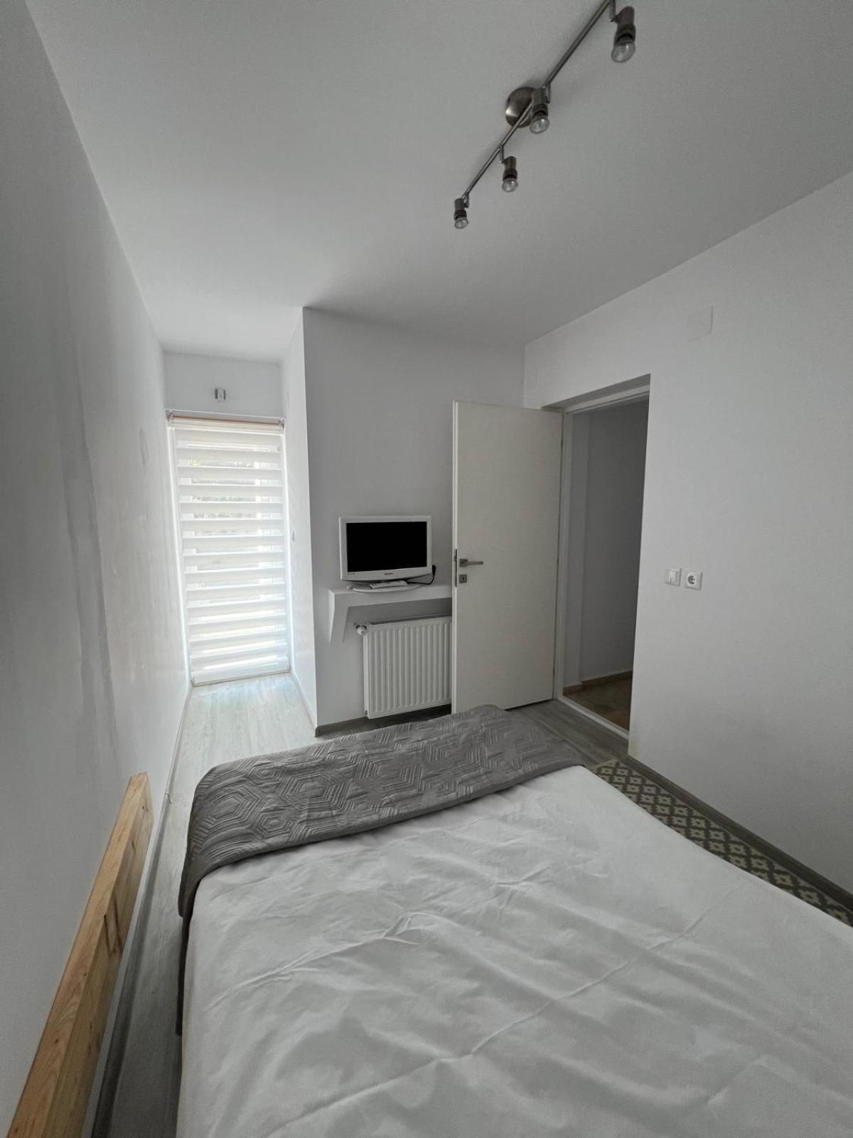 Luxus Cluj Airport Apartments Eksteriør bilde