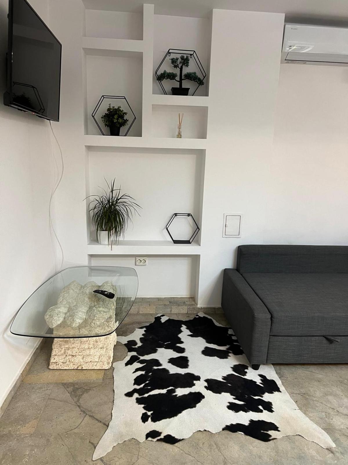 Luxus Cluj Airport Apartments Eksteriør bilde