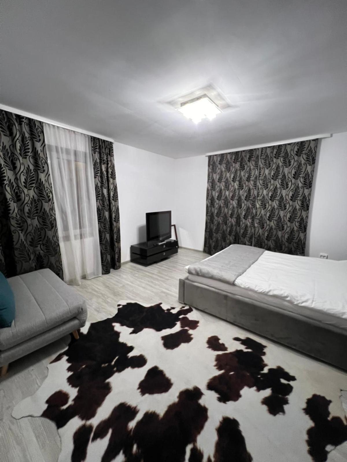 Luxus Cluj Airport Apartments Eksteriør bilde