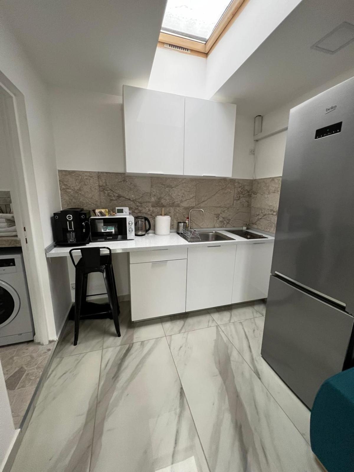 Luxus Cluj Airport Apartments Eksteriør bilde